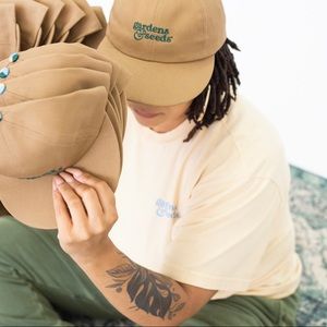 ‘Garden and Seeds’ Gardener Cap in Coffee